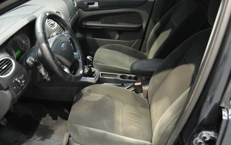 Ford Focus II рестайлинг, 2006 год, 420 000 рублей, 17 фотография