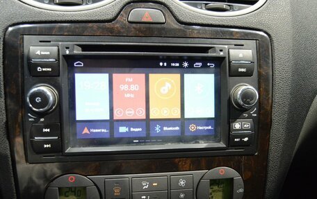 Ford Focus II рестайлинг, 2006 год, 420 000 рублей, 24 фотография