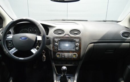 Ford Focus II рестайлинг, 2006 год, 420 000 рублей, 36 фотография
