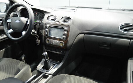 Ford Focus II рестайлинг, 2006 год, 420 000 рублей, 30 фотография