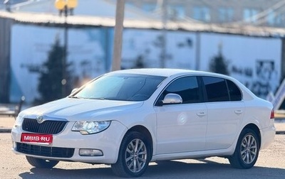 Skoda Superb III рестайлинг, 2012 год, 820 000 рублей, 1 фотография