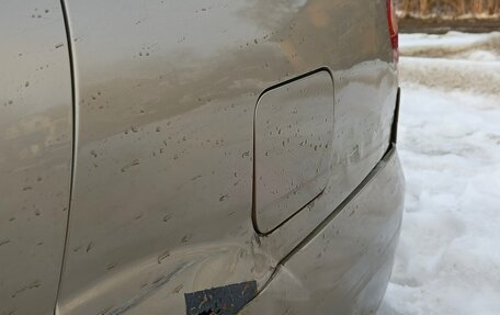 Nissan Almera, 2004 год, 200 000 рублей, 21 фотография