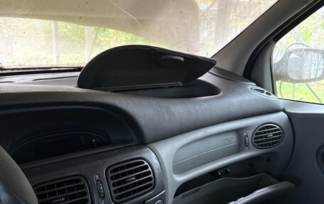 Renault Scenic III, 2002 год, 160 000 рублей, 16 фотография