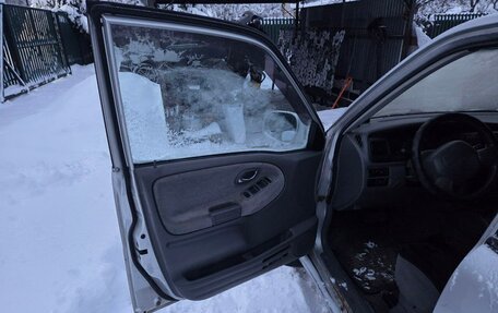 Suzuki Grand Vitara, 2001 год, 240 000 рублей, 9 фотография