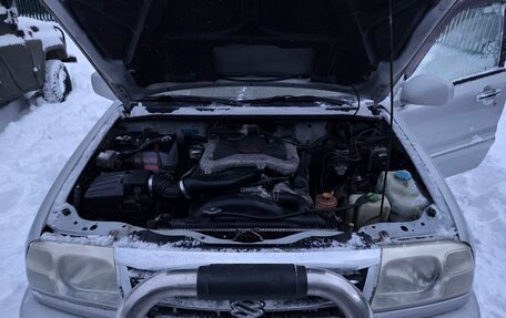 Suzuki Grand Vitara, 2001 год, 240 000 рублей, 14 фотография