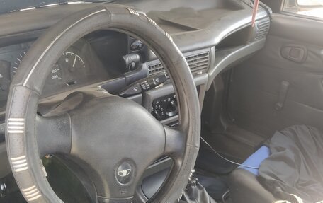 Daewoo Nexia I рестайлинг, 2004 год, 60 000 рублей, 4 фотография