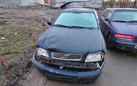 Volvo S40 II, 2001 год, 150 000 рублей, 2 фотография