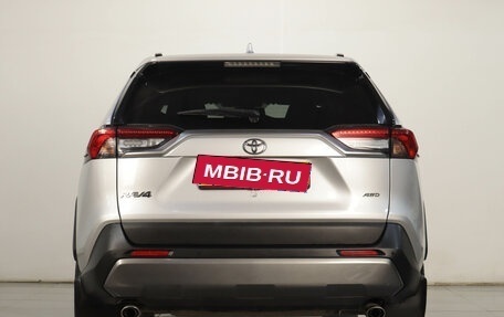 Toyota RAV4, 2020 год, 3 779 000 рублей, 6 фотография