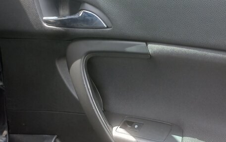 Opel Insignia II рестайлинг, 2010 год, 900 000 рублей, 8 фотография