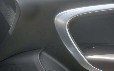 Opel Insignia II рестайлинг, 2010 год, 900 000 рублей, 9 фотография