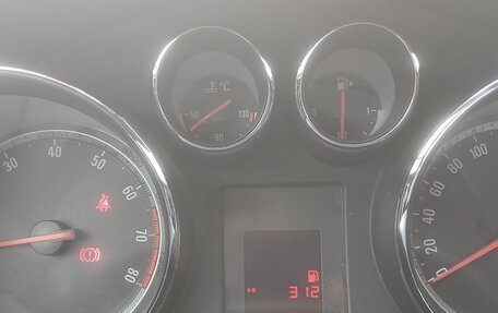 Opel Insignia II рестайлинг, 2010 год, 900 000 рублей, 15 фотография