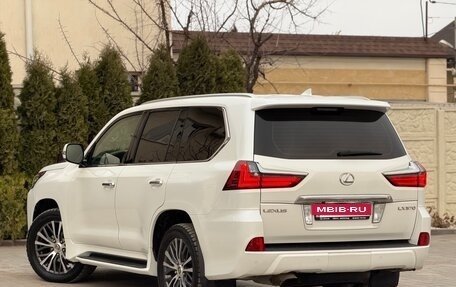 Lexus LX III, 2016 год, 6 799 000 рублей, 3 фотография