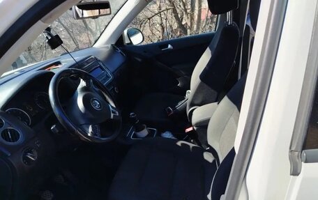 Volkswagen Tiguan I, 2013 год, 950 000 рублей, 8 фотография