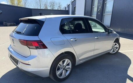 Volkswagen Golf VIII, 2022 год, 1 992 000 рублей, 2 фотография