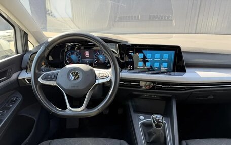 Volkswagen Golf VIII, 2022 год, 1 992 000 рублей, 14 фотография