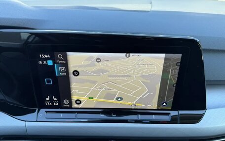 Volkswagen Golf VIII, 2022 год, 1 992 000 рублей, 19 фотография