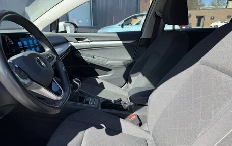 Volkswagen Golf VIII, 2022 год, 1 992 000 рублей, 10 фотография