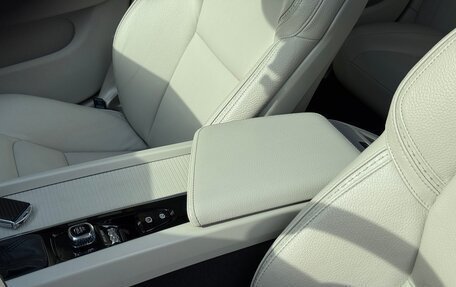 Volvo V60 Cross Country II, 2020 год, 3 650 000 рублей, 26 фотография