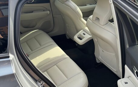 Volvo V60 Cross Country II, 2020 год, 3 650 000 рублей, 37 фотография