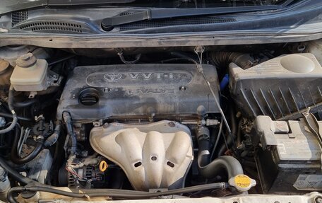 Toyota Ipsum II, 2005 год, 750 000 рублей, 20 фотография