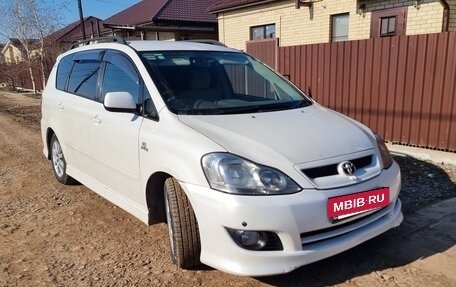 Toyota Ipsum II, 2005 год, 750 000 рублей, 2 фотография