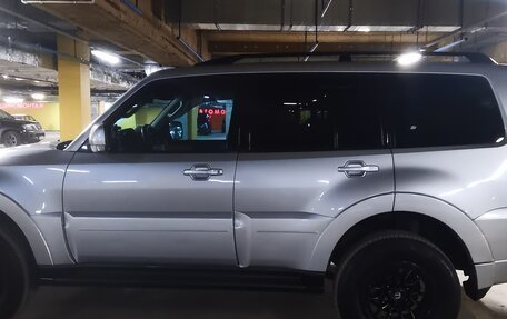 Mitsubishi Pajero IV, 2013 год, 2 550 000 рублей, 8 фотография