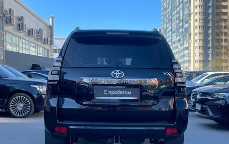 Toyota Land Cruiser Prado 150 рестайлинг 2, 2022 год, 6 249 000 рублей, 5 фотография