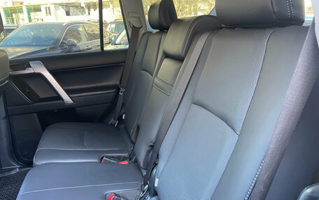 Toyota Land Cruiser Prado 150 рестайлинг 2, 2022 год, 6 249 000 рублей, 20 фотография