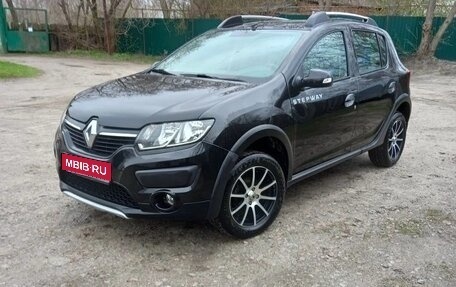 Renault Sandero II рестайлинг, 2016 год, 1 200 000 рублей, 1 фотография