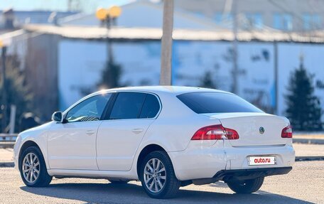 Skoda Superb III рестайлинг, 2012 год, 820 000 рублей, 4 фотография