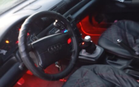 Audi A4, 1996 год, 110 000 рублей, 5 фотография