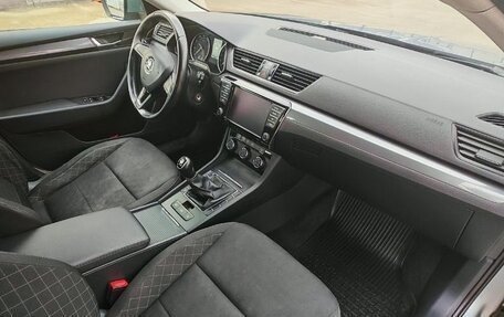 Skoda Superb III рестайлинг, 2016 год, 1 100 000 рублей, 5 фотография