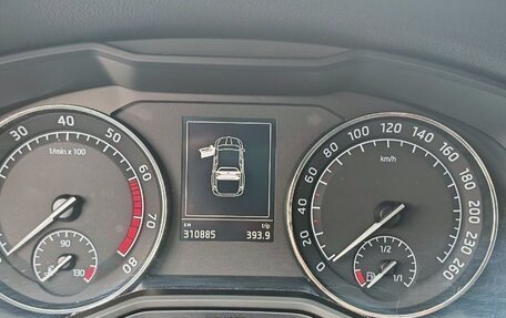 Skoda Superb III рестайлинг, 2016 год, 1 100 000 рублей, 10 фотография