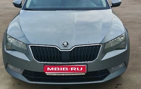 Skoda Superb III рестайлинг, 2016 год, 1 100 000 рублей, 2 фотография