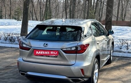 Lexus RX IV рестайлинг, 2017 год, 3 630 000 рублей, 6 фотография