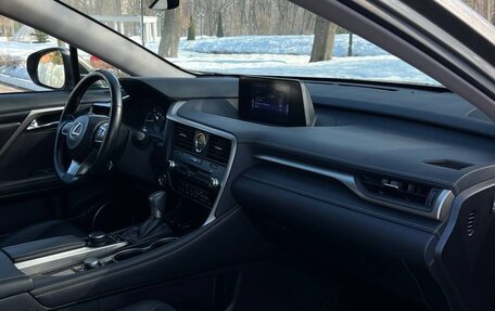 Lexus RX IV рестайлинг, 2017 год, 3 630 000 рублей, 29 фотография