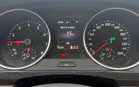 Volkswagen Tiguan II, 2021 год, 2 860 000 рублей, 7 фотография