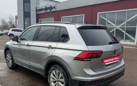 Volkswagen Tiguan II, 2021 год, 2 860 000 рублей, 4 фотография