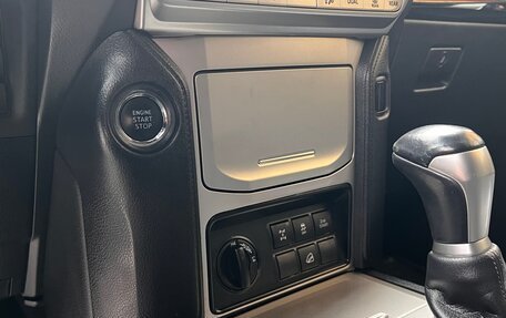 Toyota Land Cruiser Prado 150 рестайлинг 2, 2018 год, 4 600 000 рублей, 13 фотография