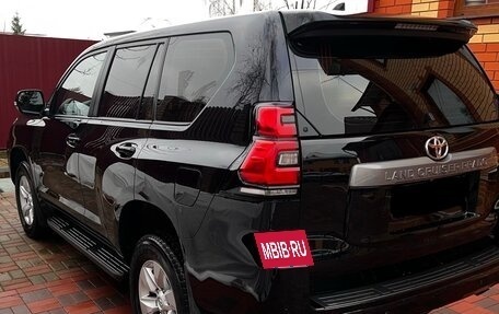 Toyota Land Cruiser Prado 150 рестайлинг 2, 2018 год, 4 600 000 рублей, 3 фотография