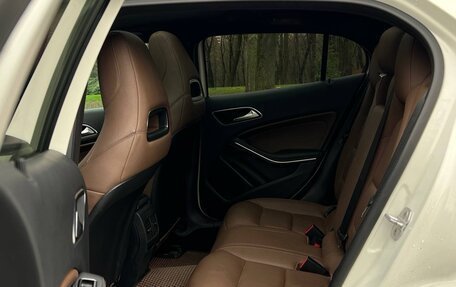 Mercedes-Benz GLA, 2016 год, 2 430 000 рублей, 19 фотография