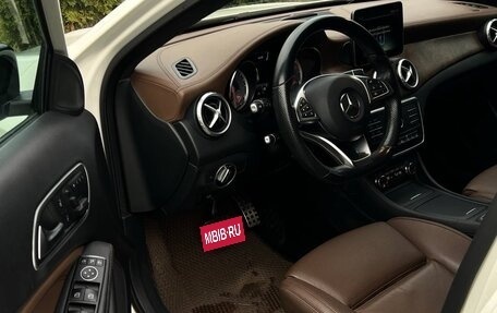 Mercedes-Benz GLA, 2016 год, 2 430 000 рублей, 16 фотография