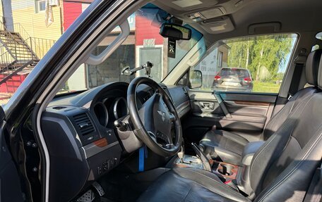 Mitsubishi Pajero IV, 2008 год, 1 600 000 рублей, 7 фотография