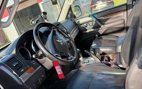 Mitsubishi Pajero IV, 2008 год, 1 600 000 рублей, 6 фотография