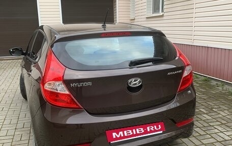 Hyundai Solaris II рестайлинг, 2015 год, 1 100 000 рублей, 3 фотография