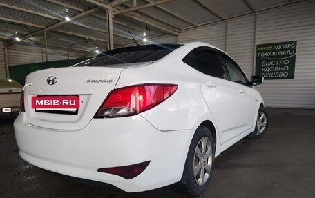 Hyundai Solaris II рестайлинг, 2015 год, 730 000 рублей, 5 фотография