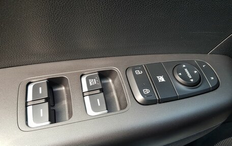 KIA Sportage IV рестайлинг, 2019 год, 2 099 000 рублей, 15 фотография