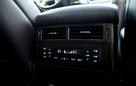 Toyota Land Cruiser 200, 2019 год, 9 499 000 рублей, 14 фотография