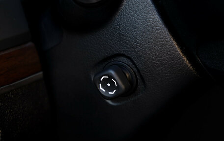 Toyota Land Cruiser 200, 2019 год, 9 499 000 рублей, 30 фотография