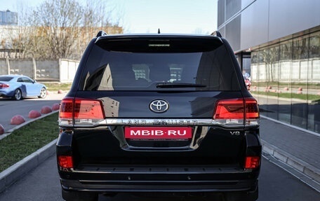 Toyota Land Cruiser 200, 2019 год, 9 499 000 рублей, 8 фотография